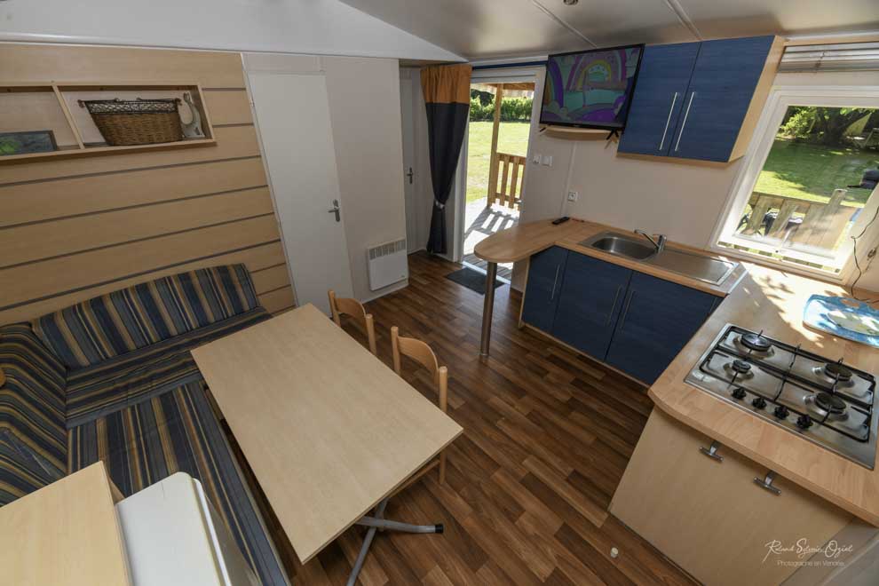 Pièce de vie mobil-home aux sables d&apos;olonne